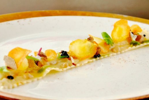 Raviolo lungo di patate e Tartufo Bianco NoH2O – Chef Deborah Corsi